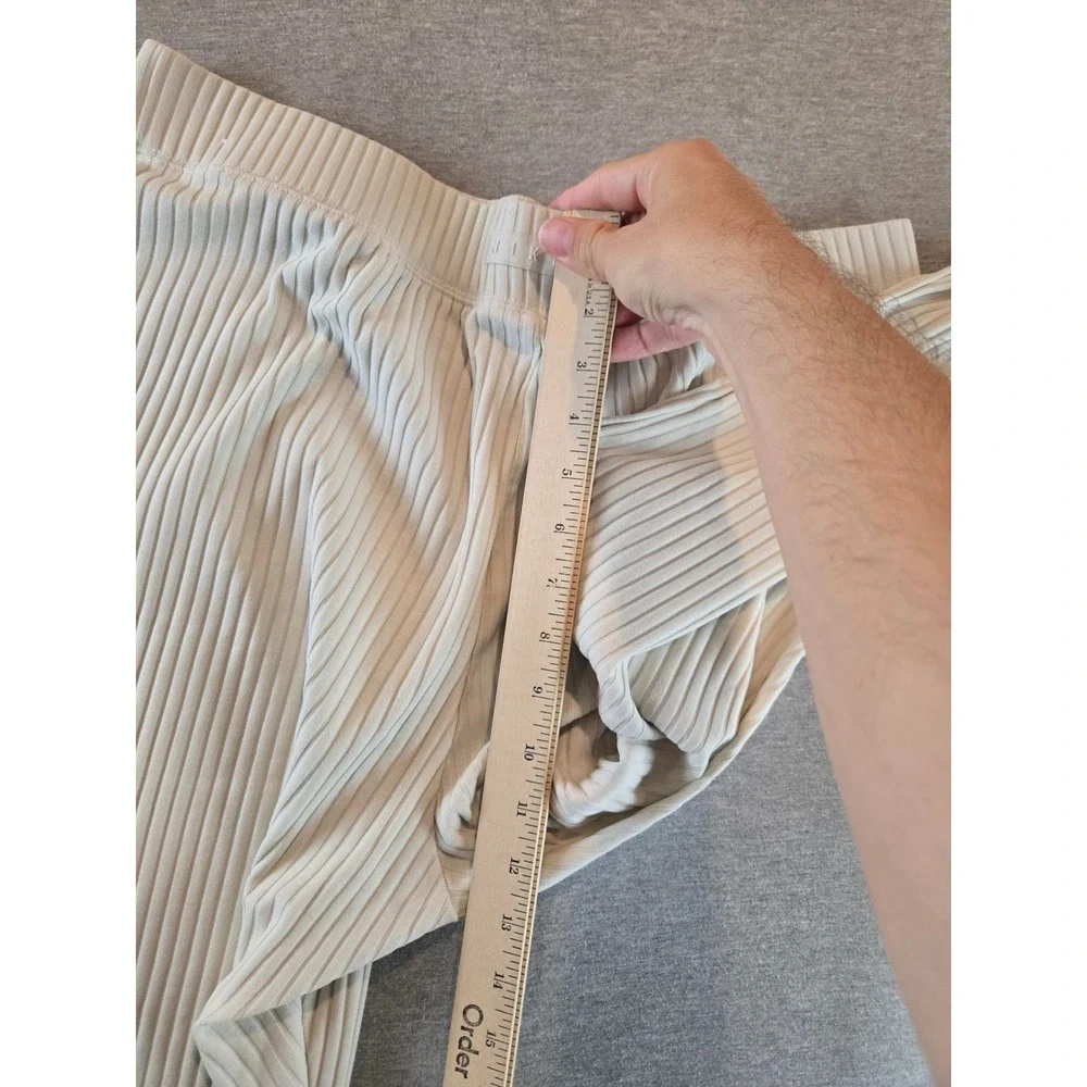 Nike Ribbed Knit‎ Flare Pants Womens XL Cream FN3169-020 High Rise Athleisure